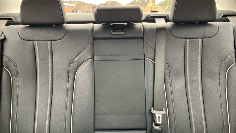 BMW 5 Series 530e SE 4dr Auto Saloon